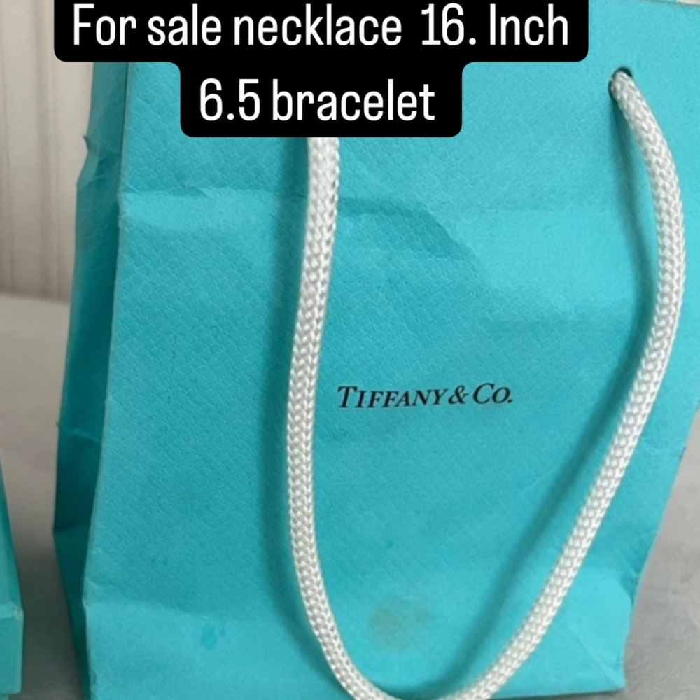 Tiffany's  Heart Necklace an bracelet set